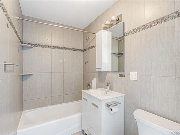 236 N 7th Street 4L, Brooklyn NY 11211