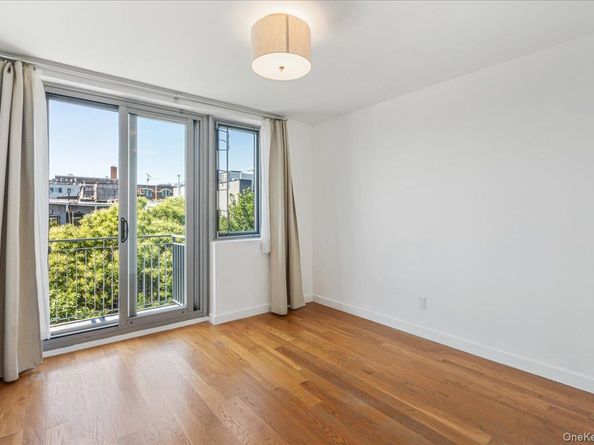 236 N 7th Street 4L, Brooklyn NY 11211
