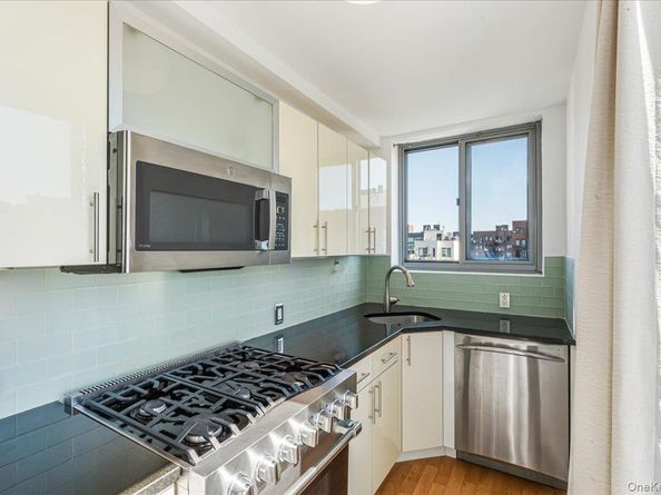 236 N 7th Street 4L, Brooklyn NY 11211