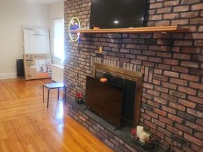 16 Maiden Lane, Lynbrook NY 11563