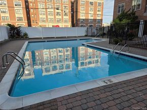410 East Broadway 7R, Long Beach NY 11561
