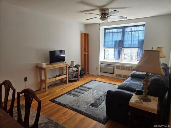 410 East Broadway 7R, Long Beach NY 11561