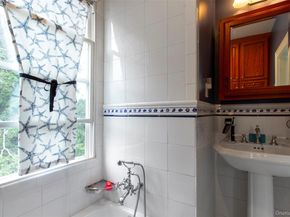 15 Old School Lane, Pleasantville NY 10570