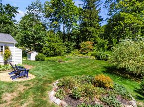 15 Old School Lane, Pleasantville NY 10570