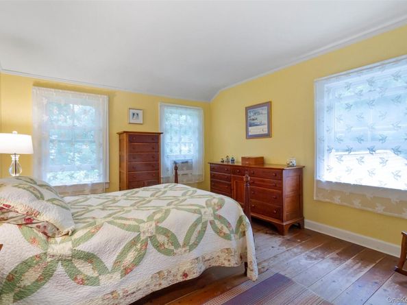15 Old School Lane, Pleasantville NY 10570