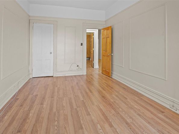 618 E 181st Street, Bronx NY 10457