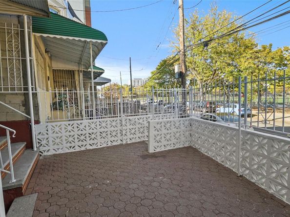 618 E 181st Street, Bronx NY 10457