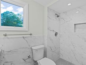 350 Holbrook Road, Ronkonkoma NY 1779