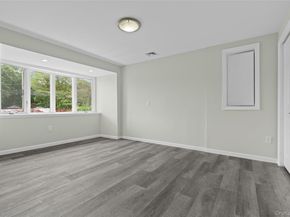 350 Holbrook Road, Ronkonkoma NY 1779