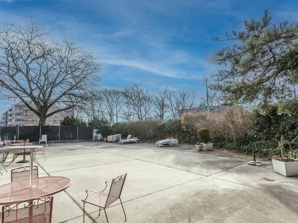 175-20 Wexford Terrace 4S, Jamaica Estates NY 11432