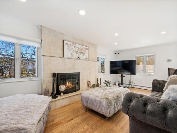 72 Shinbone Lane, Commack NY 11725