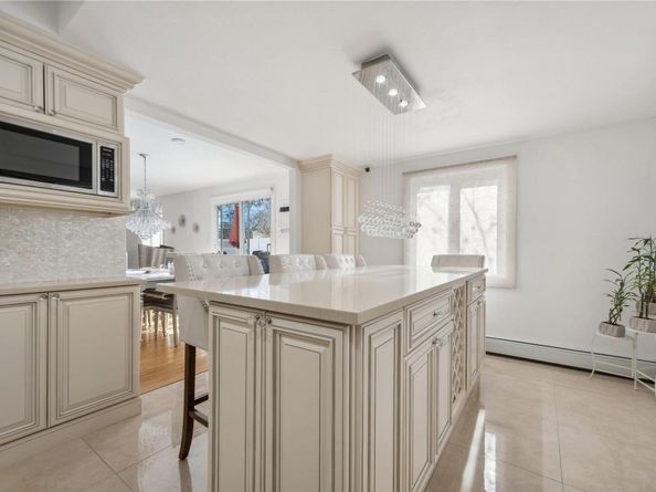 72 Shinbone Lane, Commack NY 11725