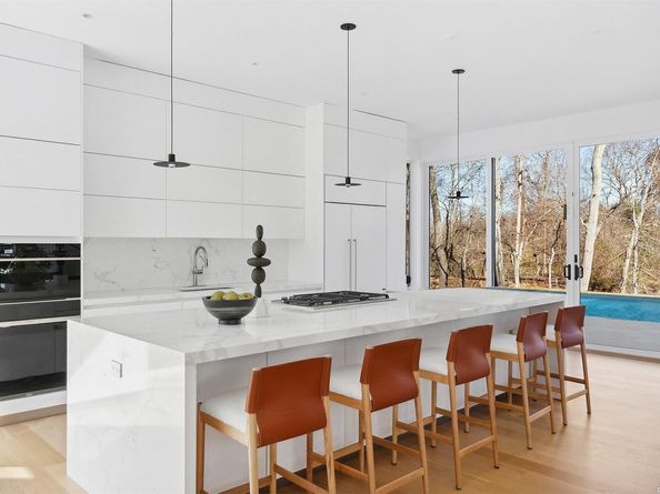 1739 Millstone Road, Sag Harbor NY 11963