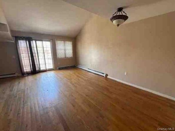 94-24 Magnolia Court 3A, Jamaica NY 11417