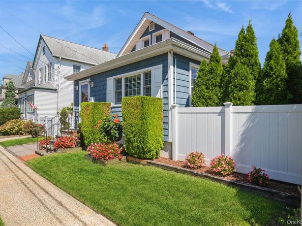 99 Barwick Street, Floral Park NY 11001