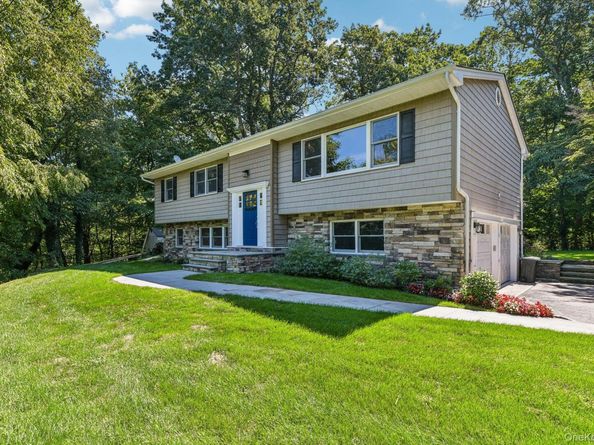 56 Sandy Hollow Road, Northport NY 11768
