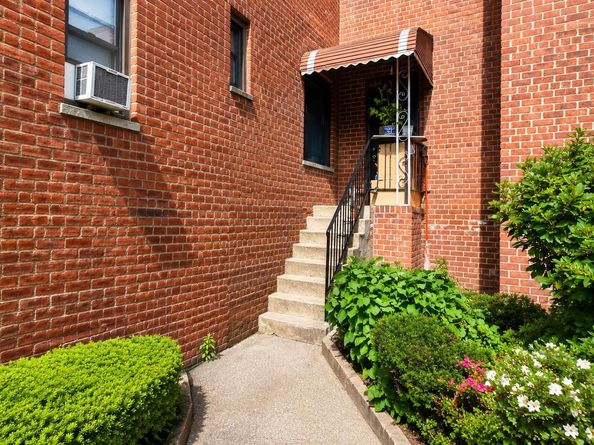 11 Bronx River Road 1M, Yonkers NY 10704