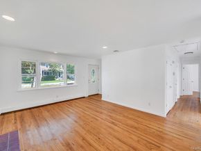 40 Fenwick Street, Greenlawn NY 11740