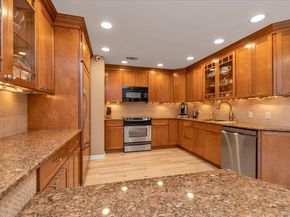 51 Wimbledon Drive, Roslyn NY 11576