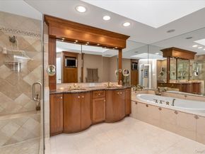 51 Wimbledon Drive, Roslyn NY 11576