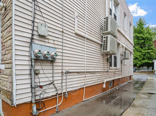 536 Calhoun Avenue APT 2, Bronx NY 10465