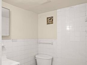 536 Calhoun Avenue APT 2, Bronx NY 10465