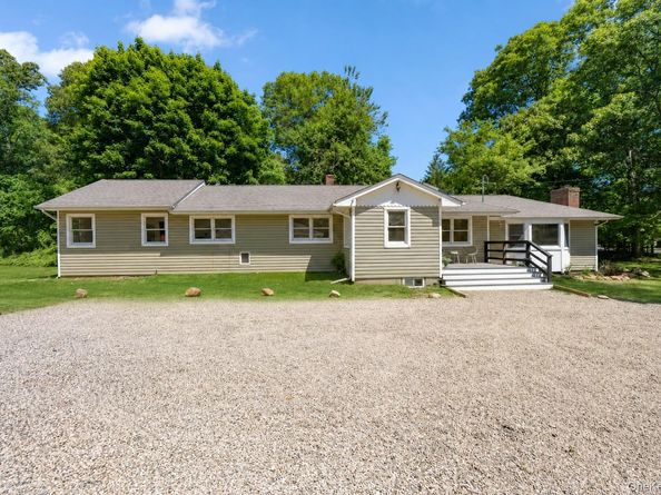280 Holbrook Road, Ronkonkoma NY 11779