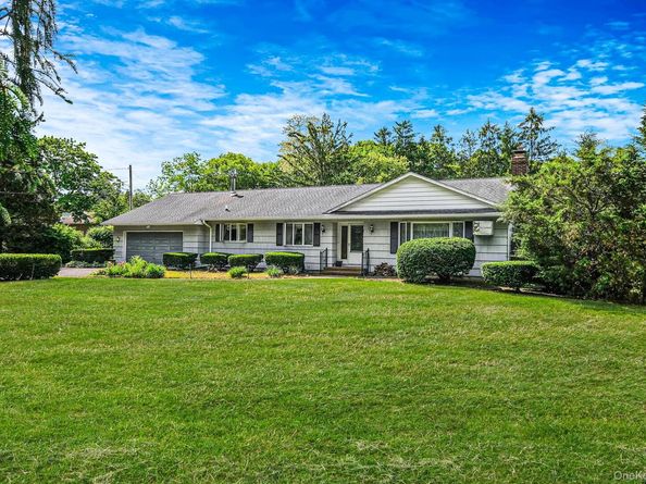 202 Waverly Avenue, Medford NY 11763