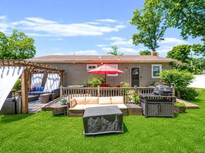 9 Sylvan Street, Bay Shore NY 11706