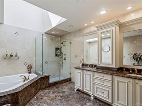 265 Sparrow Drive 265, Manhasset NY 11030