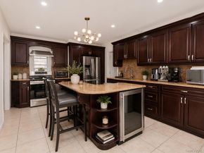 636 E 219th Street, Bronx NY 10467