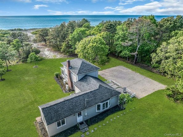 3651 Soundview Avenue, Peconic NY 11958
