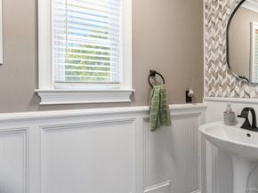 131 Jamaica Avenue, Medford NY 11763