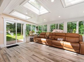 33 Bob O Link Lane, Northport NY 11768