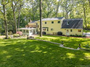 33 Bob O Link Lane, Northport NY 11768