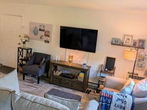 17 Hastings Court A, Jefferson Valley NY 10598