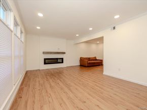 95 Aspen Drive E, Woodbury NY 11797