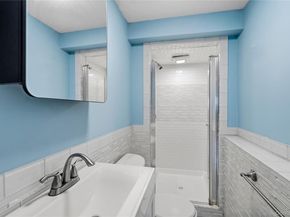 105 Sequams Lane E, West Islip NY 11795