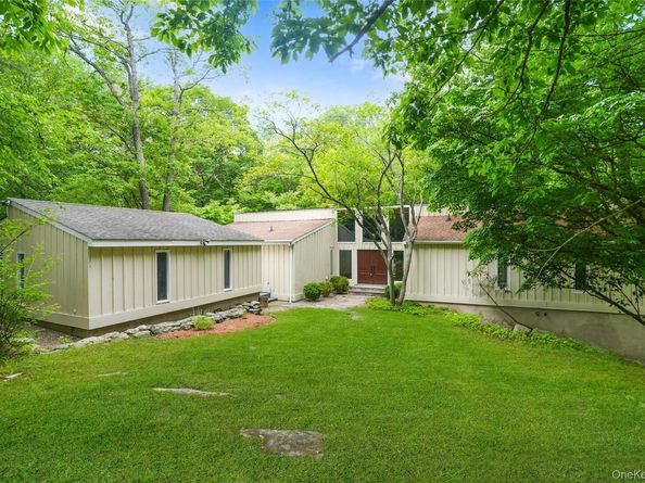 22 Peters Lane, Pound Ridge NY 10576