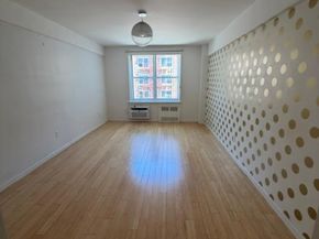 142-05 Roosevelt Avenue 415, Flushing NY 11354