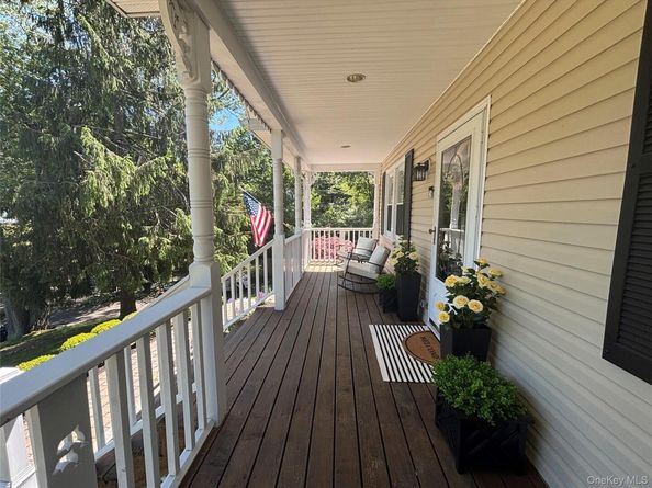 130 Hallock Landing Road, Rocky Point NY 11778