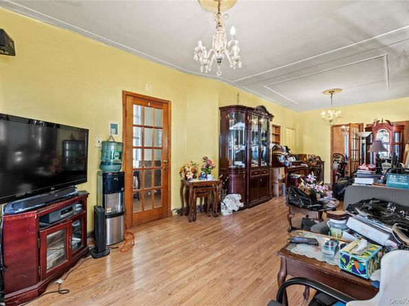 3050 Brighton 7th Street, Brooklyn NY 11235