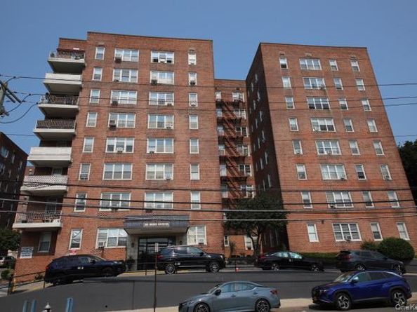 365 Bronx River Road 3J, Yonkers NY 10704