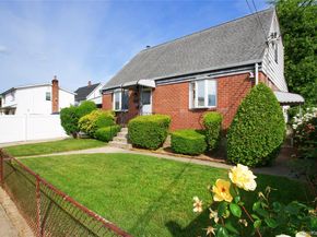 13819 Caney Lane, Rosedale NY 11422