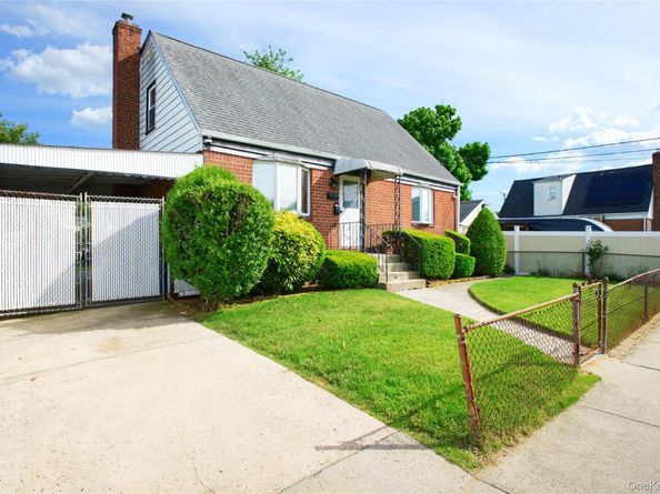 13819 Caney Lane, Rosedale NY 11422