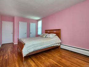 60 Hempstead Avenue 3P, Lynbrook NY 11563