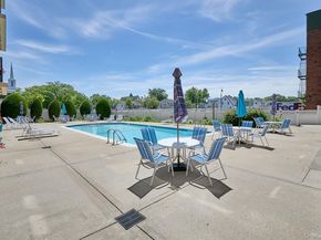 60 Hempstead Avenue 3P, Lynbrook NY 11563
