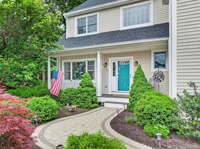 12 Newton Court, Croton-on-Hudson NY 10520