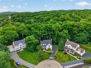 12 Newton Court, Croton-on-Hudson NY 10520