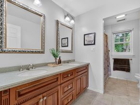 12 Newton Court, Croton-on-Hudson NY 10520